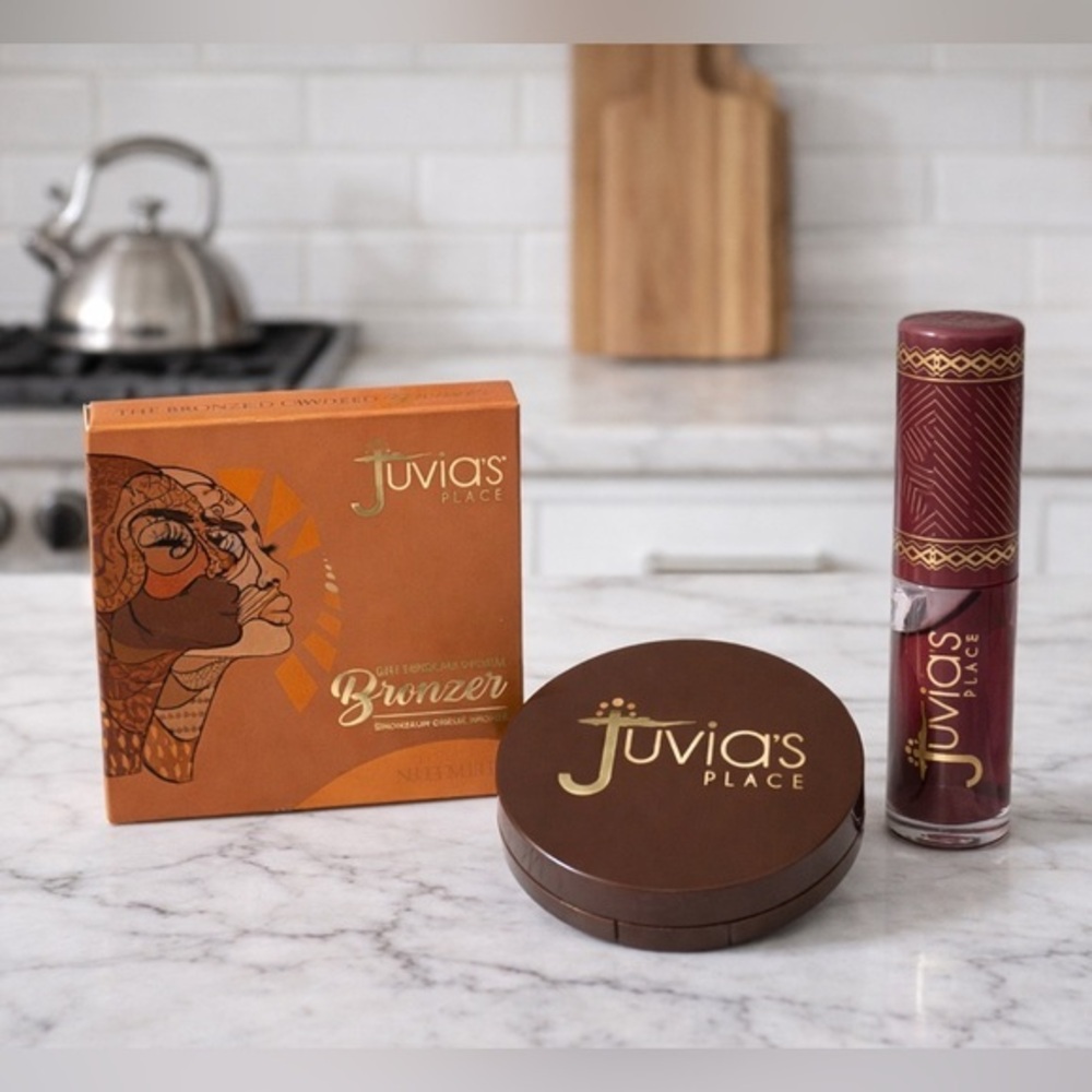 Juvia's Place Bronzer & Lipstick Set — Brown Bronzer & Deep Red Lipstick